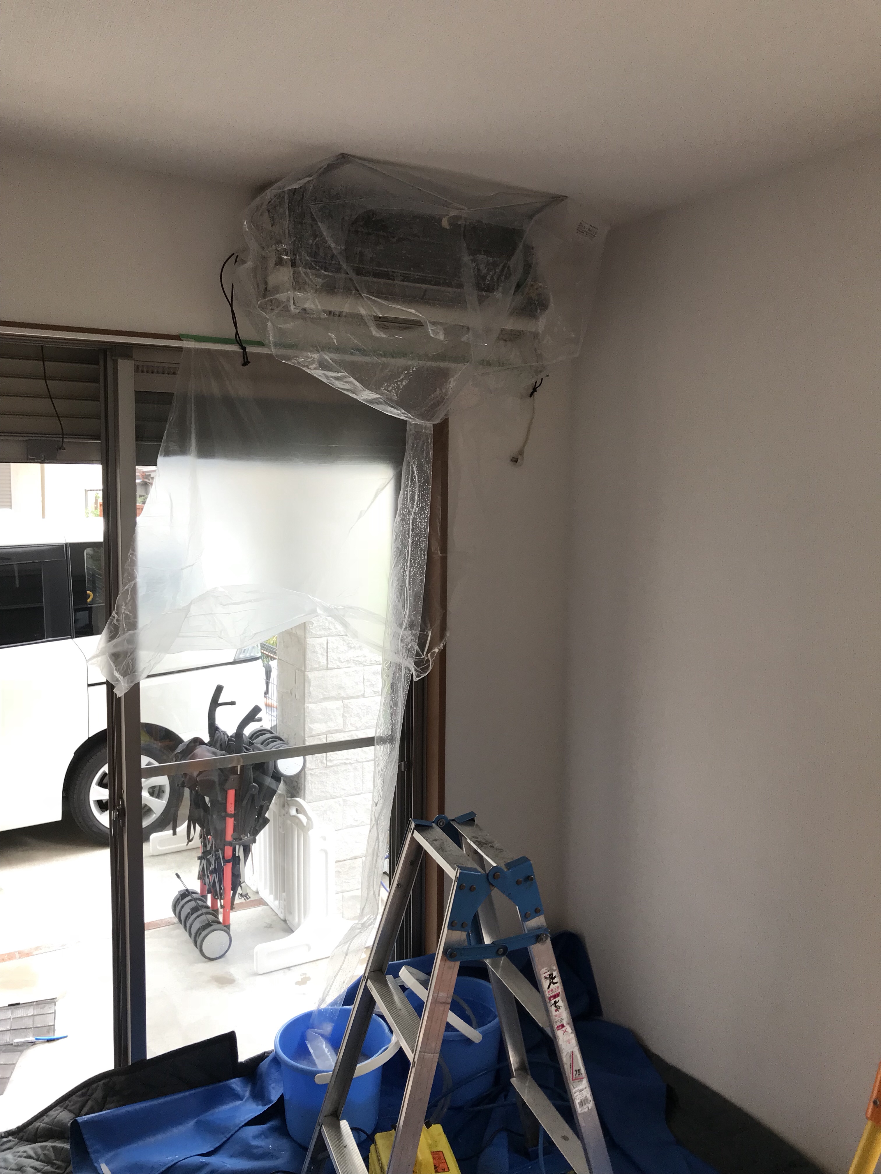 エアコンクリーニング承ります。